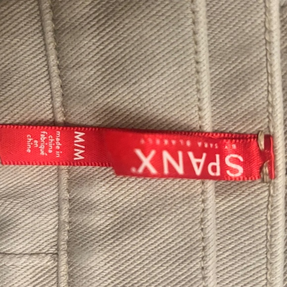 Spanx - Picture 1 of 3